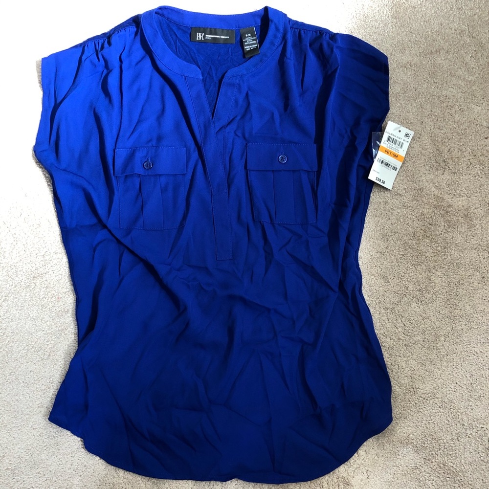 NWT INC petites top